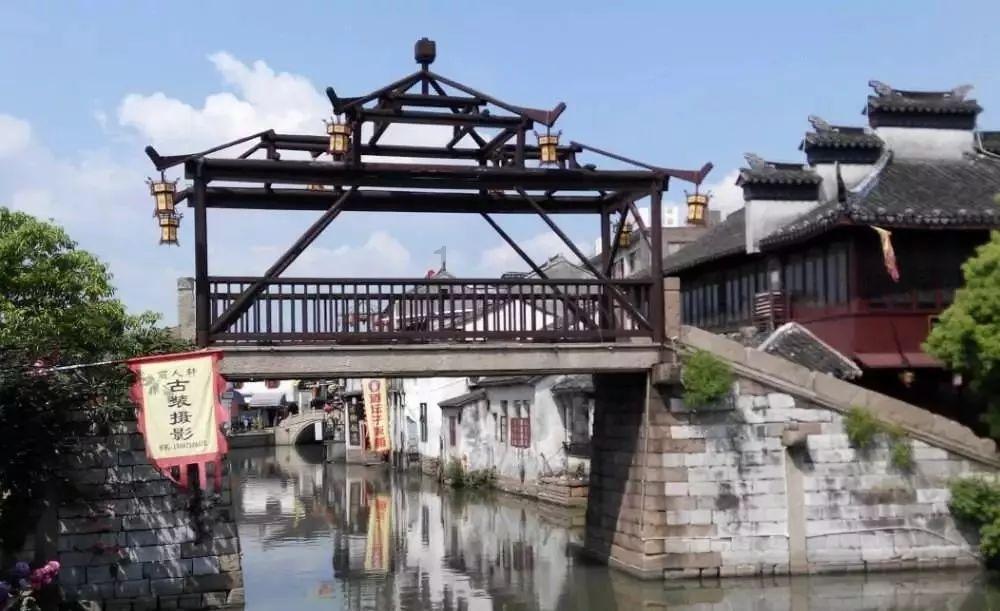 智慧问答网页-助您解疑,畅享智慧有人想写小说么我可以和她一起和写